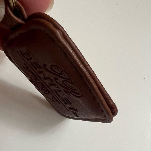 VTG Bentley Leather
Keychain Puffy Brown Stitched
Keyring Fob - Picture 9 of 10